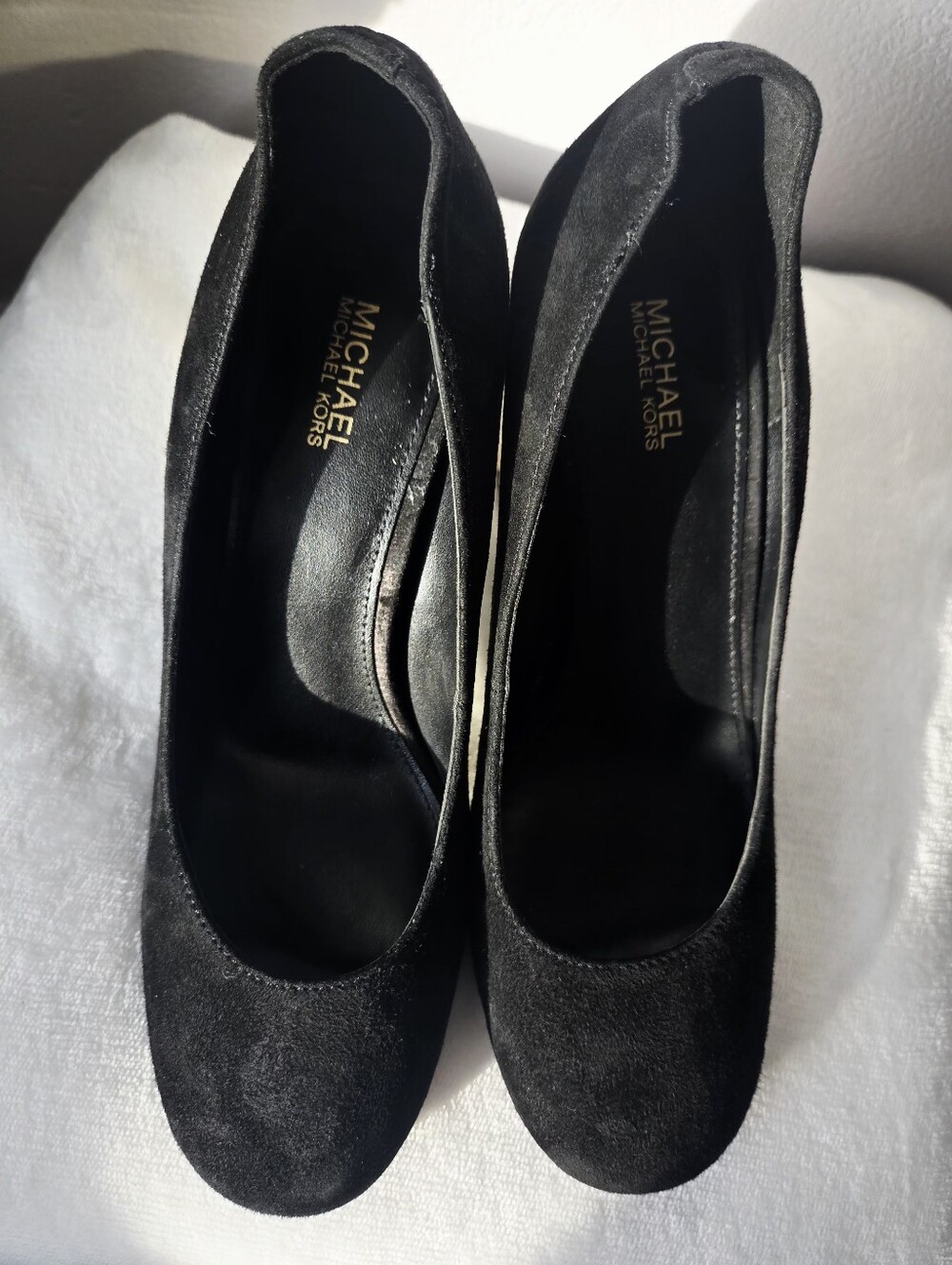 MICHAEL Michael Kors Porter Flex Suede Pumps Size 7 - Picture 3 of 7
